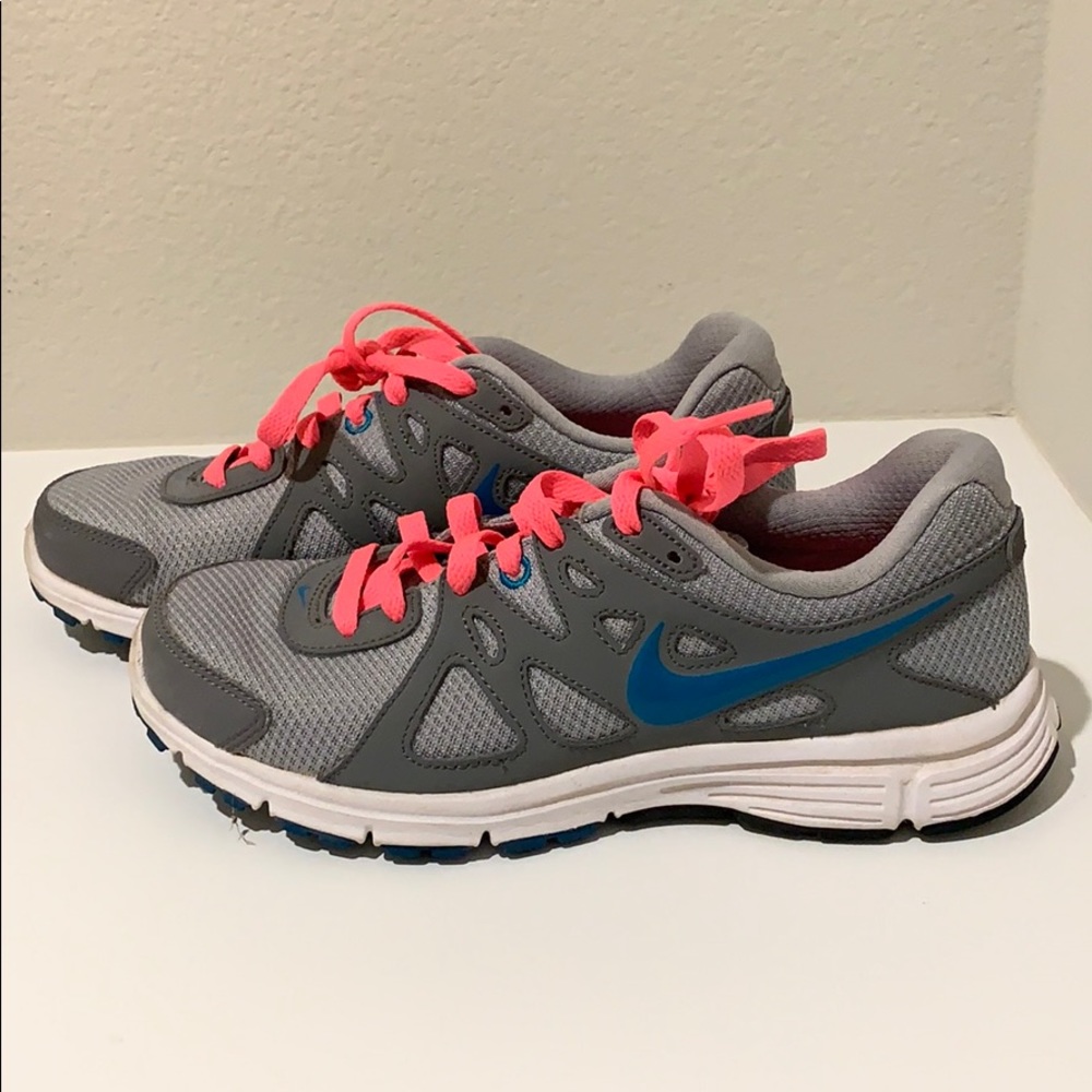 Nike Revolution 2 Shoes